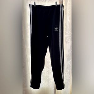 Adidas men’s snap side track pants size M